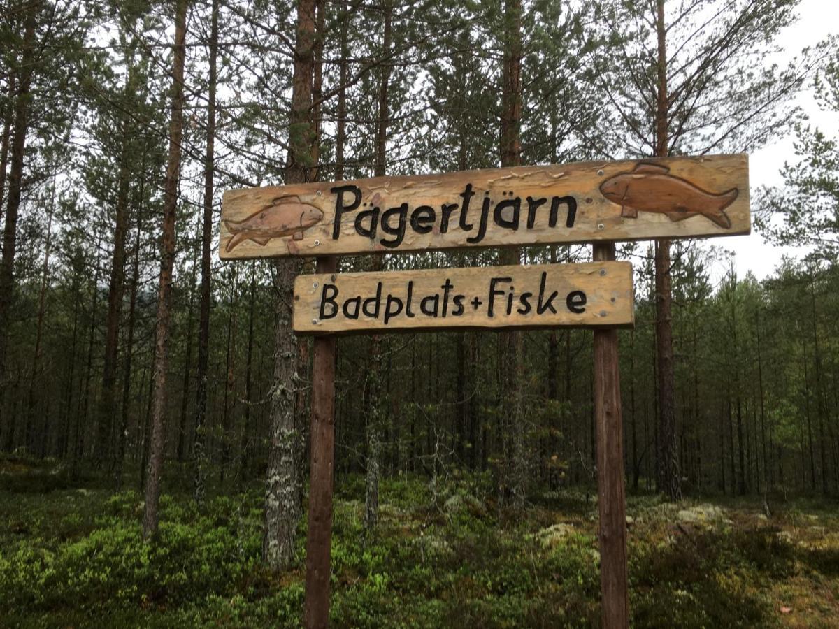 Villa Granhede -Sjoelaege Med Badtunna, Eldstad Med Mera Torsby Exterior foto